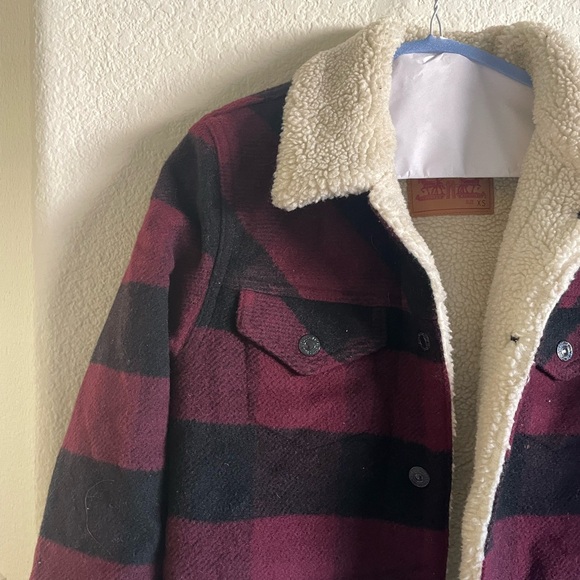 Levi's Sherpa Jacket - Picture 3 of 6